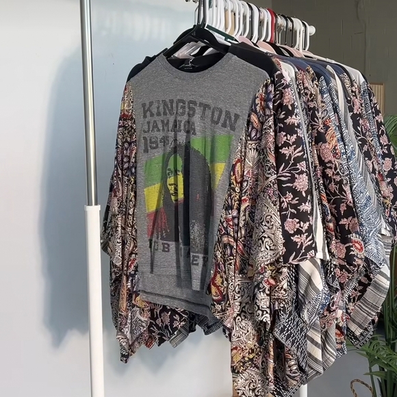 Chic By Ally B One Of A Kind Metallica Tshirt Boho Band Mix And Match Tee - Picture 4 of 4